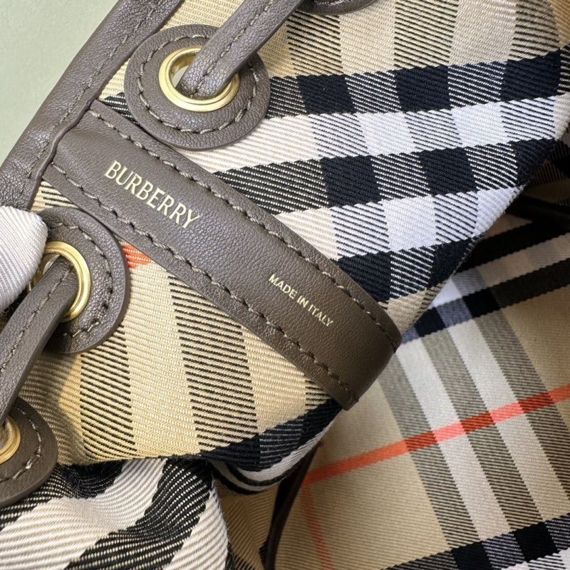 Bv*b*rry bucket bags